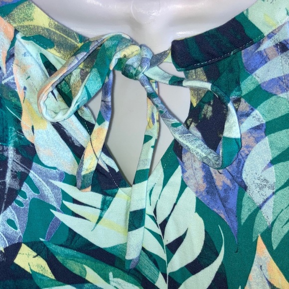 TIME AND TRU Floral Halter Swing Dress - Picture 5 of 15